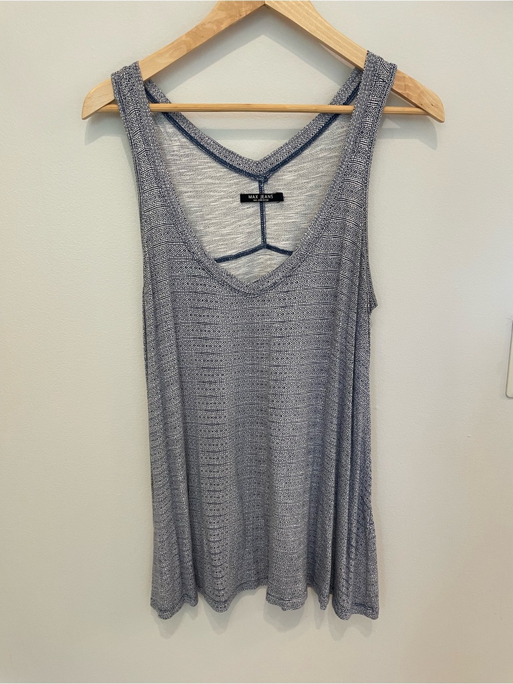 Max Jeans Sleeveless Heather Gray and Blue Knit Tank